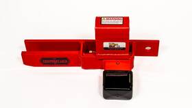 Equipment Lock Co. 850017028302 Heavy Duty Rolling Door Lock- Combo
