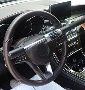 Winmax 213299455455 Steering Wheel Lock Keyless Retractable Vehicle Anti-theft Combination