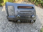 06-11 Honda Civic Si Coupe Radio Unit With Climate Control Oem Used. Fixed Price $100.00.