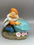 Disney Happy Solar Garden Diamond Statue Snow White And The Seven Dwarfs. Fixed Price $29.99.