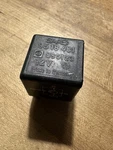 Genuine Saab 9000 C900 Signal Amplifier Relay 9518481 9512831 1986-87 12V 895123. Fixed Price $29.00.